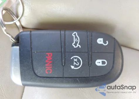 2013 Chrysler 300 Motown from USA, damaged, VIN 2C3CCAAG3DH595292